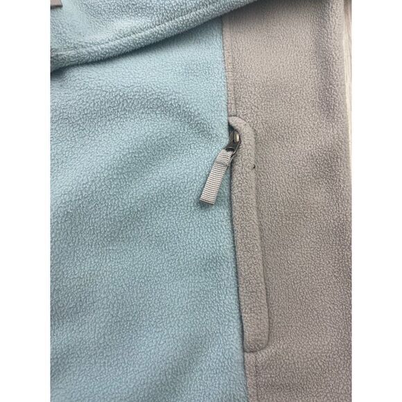 The North Face. Baby Blue and Gray Fleece full zip jacket. Girls XL - Picture 5 of 10